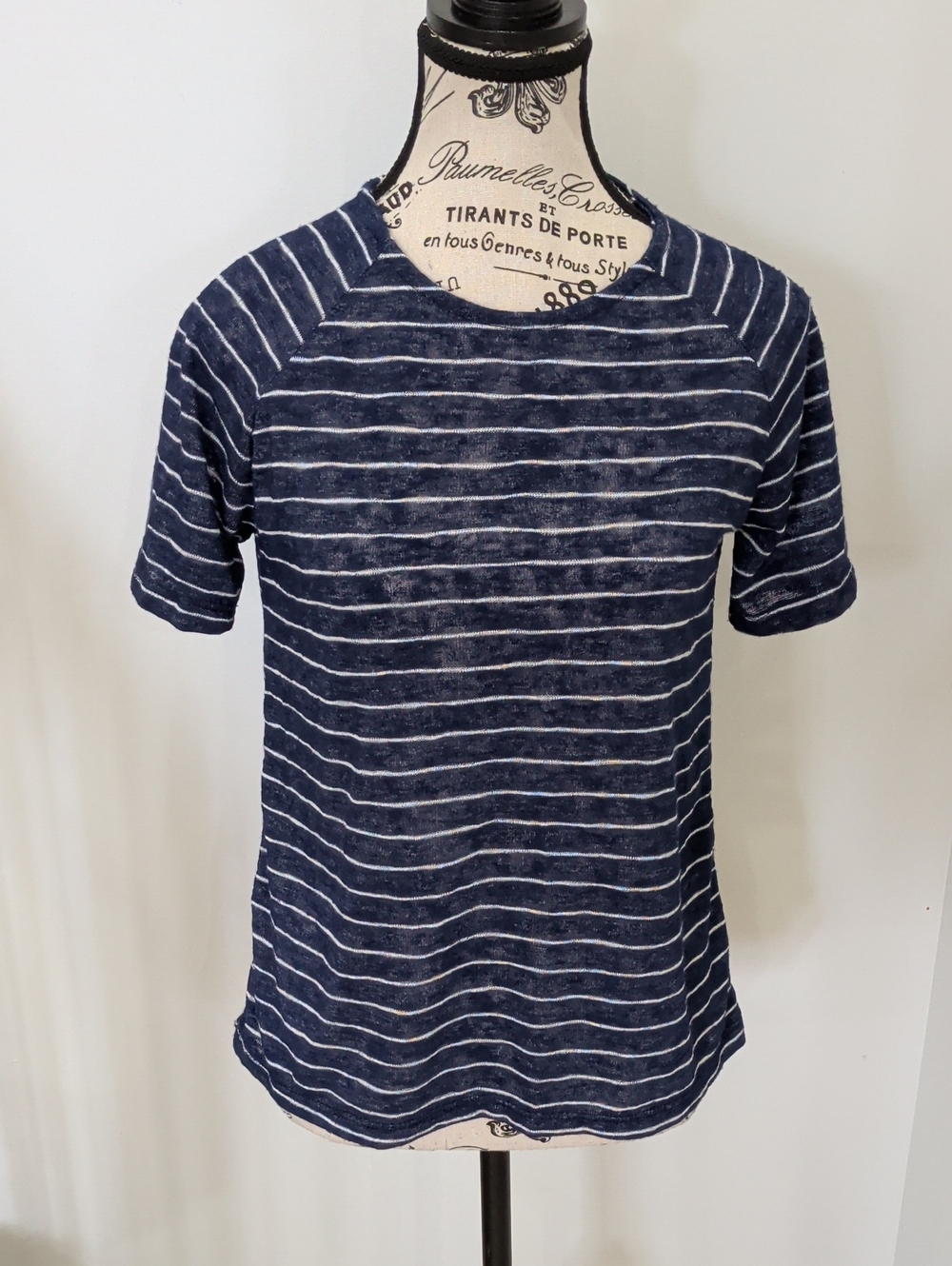 COIN 1804 | Women's Navy/White Skinny Striped Button  Back Short Sleeve Shirt